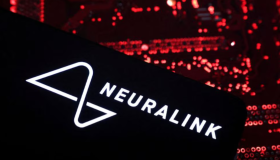 Con este chip cerebral, personas con discapacidad podrán controlar sus brazos robóticos con la mente 