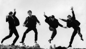 Unos 300 documentos legales sobre el final de The Beatles se venden por casi 11,000 euros 