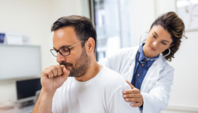 En el Día Mundial del Cáncer de Pulmón, expertos urgen a garantizar diagnóstico y terapias tempranas