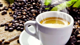 Cuidado con la cafeína: 10 efectos del consumo excesivo de café 