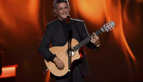 Alejandro Sanz celebra 35 años de carrera con «¿Y Ahora Qué +?»: ilusión renovada y una nueva etapa artística