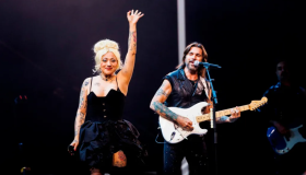 Juanes y Mon Laferte presentan “Vuelve” antes de conquistar el Festival Bamba 