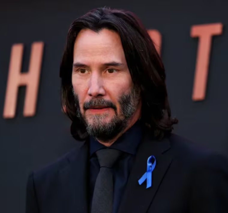 A propósito del lanzamiento de su primera novela, “The Book of Elsewhere”, el actor de “John Wick” reflexionó sobre el envejecimiento
