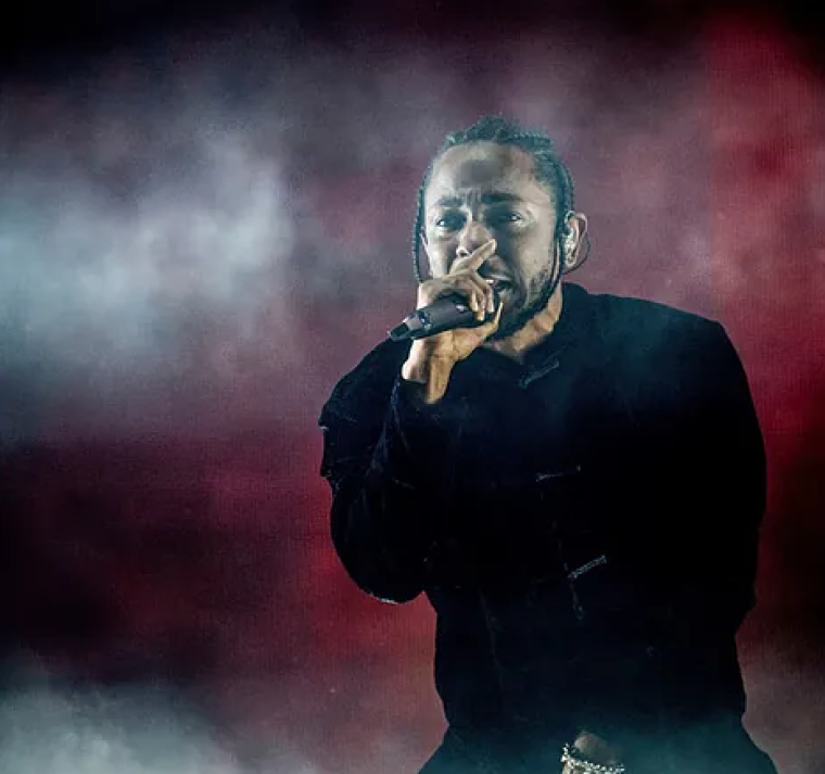 El rapero Kendrick Lamar será el artista principal del show de medio tiempo del Super Bowl 2025 