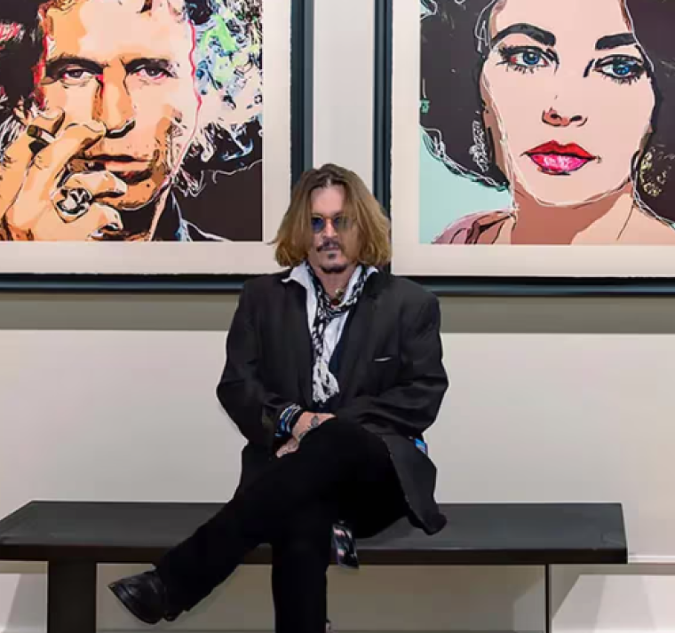 Johnny Depp presenta sus obras de arte en una exposición inmersiva en Nueva York 