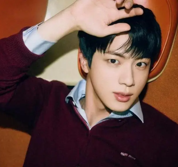 Jin de BTS entra en el Top 10 global de Spotify por primera vez como solista con "I'll Be There" 