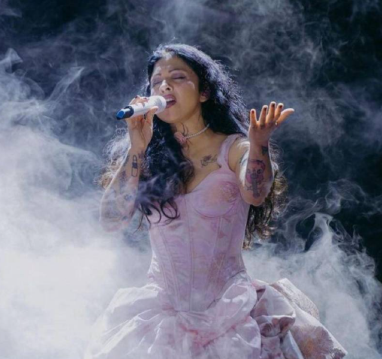 La faceta más íntima de Mon Laferte: su maternidad y momentos de vulnerabilidad