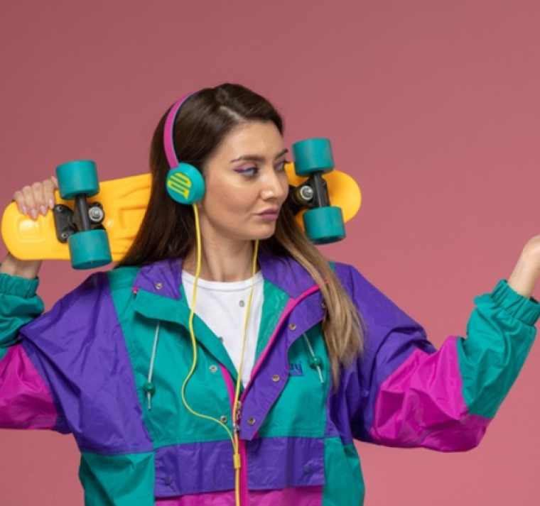 El riesgo oculto de transformar tus fotos al estilo de los 80 con IA 